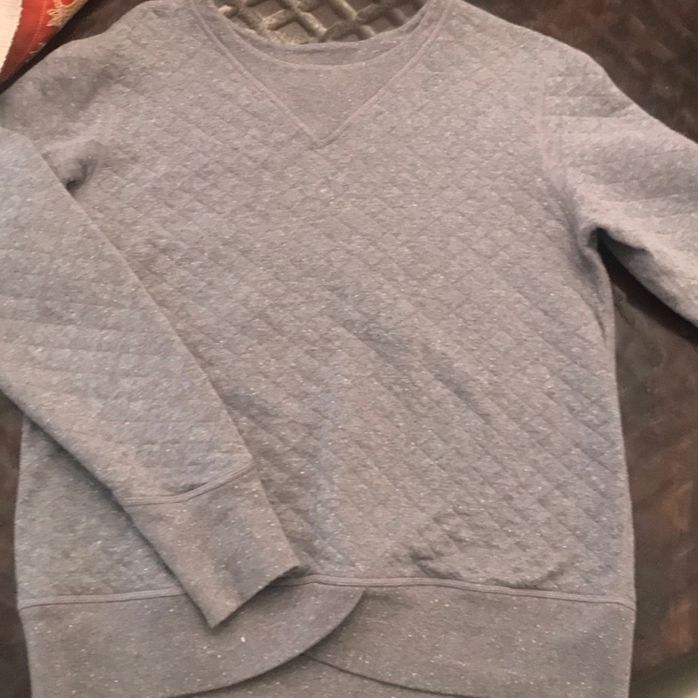 Brooks Women’s Fly-By Reversible Sweatshirt